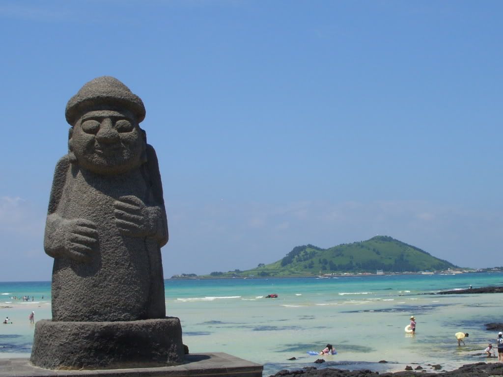 Jeju Hareubang Statue Photo by imogenw84 Photobucket