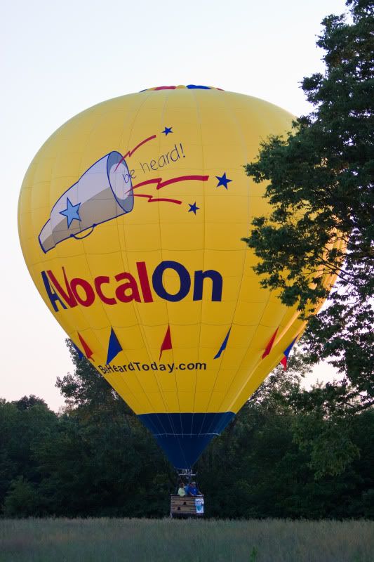 IMAGE: http://i582.photobucket.com/albums/ss264/kb9tdj/POTN/IMG_9948.jpg