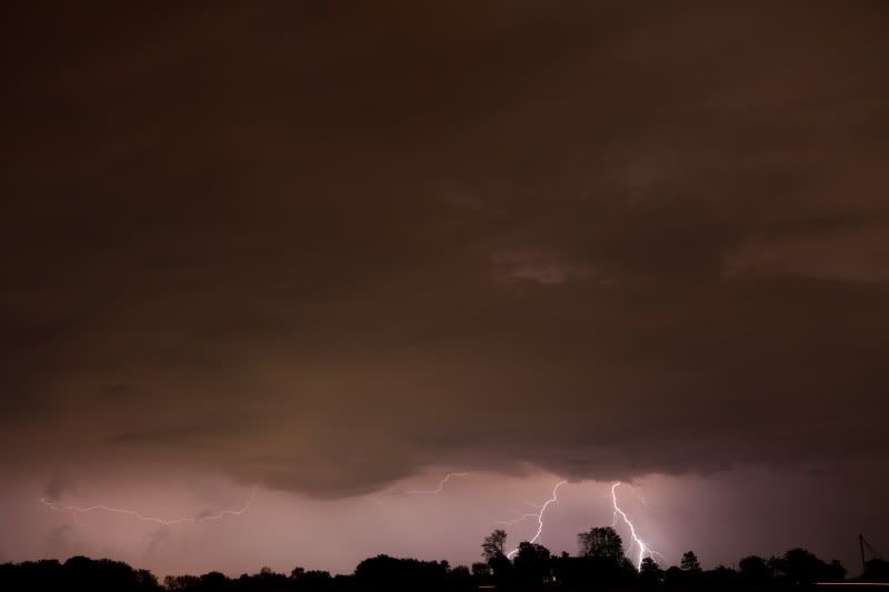 IMAGE: http://i582.photobucket.com/albums/ss264/kb9tdj/weather/IMG_7146.jpg
