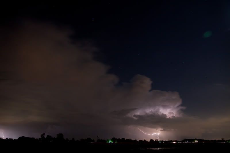 IMAGE: http://i582.photobucket.com/albums/ss264/kb9tdj/weather/IMG_7157.jpg