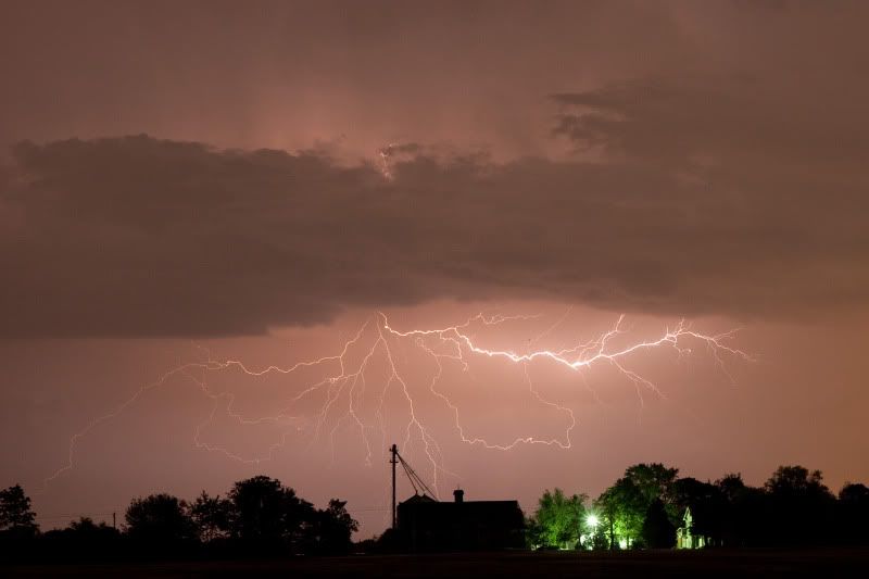 IMAGE: http://i582.photobucket.com/albums/ss264/kb9tdj/weather/IMG_7163-1.jpg