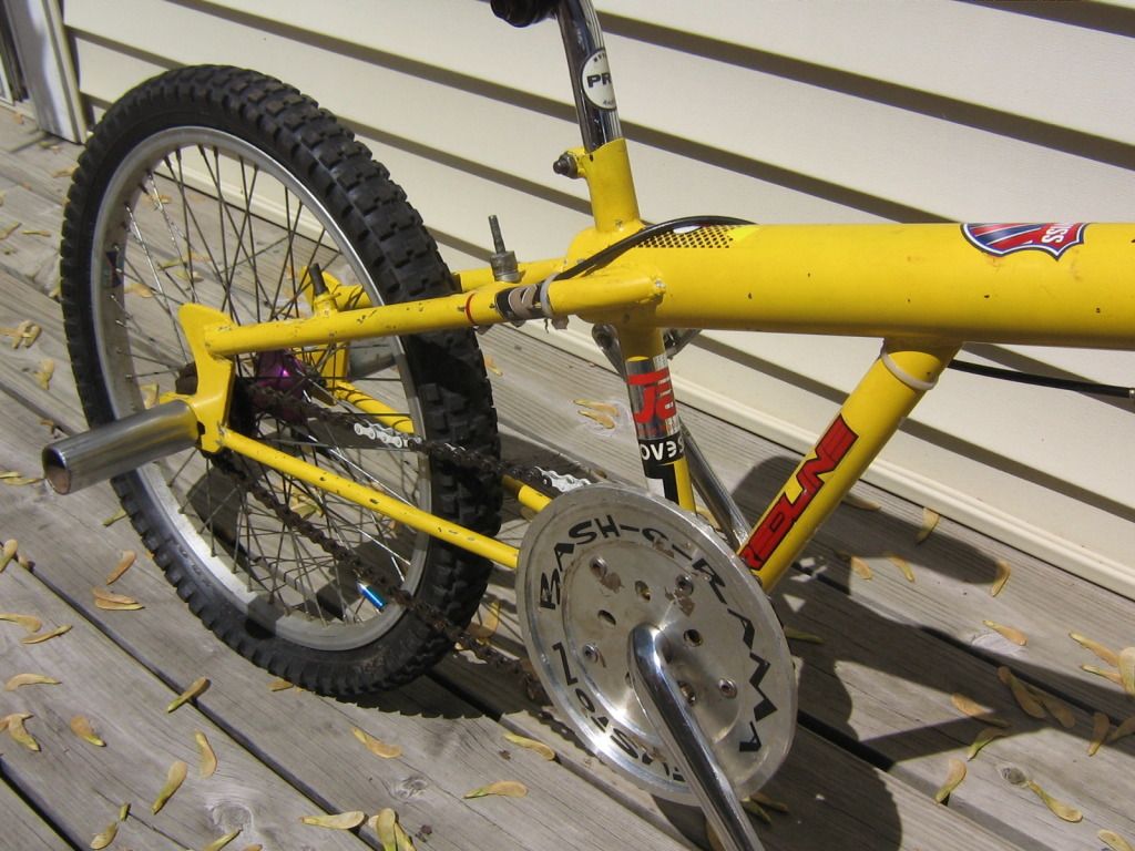 A wolf in sheeps clothing....... mid school score mofos!! BMXmuseum