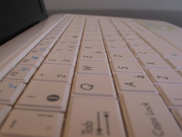 Asus Eee PC 1005HA Seashell