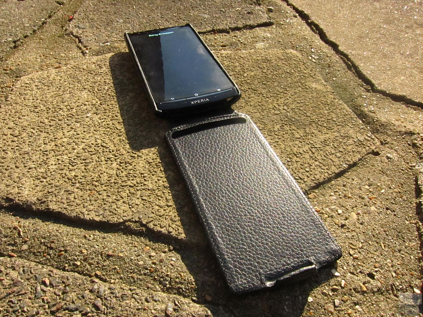 Issentiel Xperia arc case review