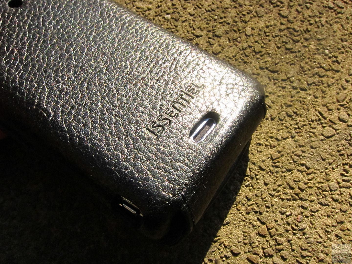 Issentiel Xperia arc case review