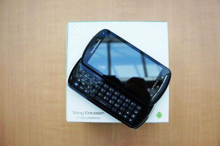 Xperia pro unboxing pictures