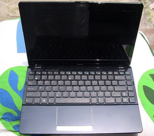 Asus Eee PC 1215N