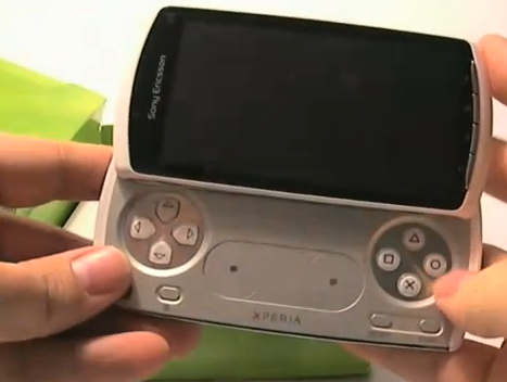 Xperia Play Unboxing Video