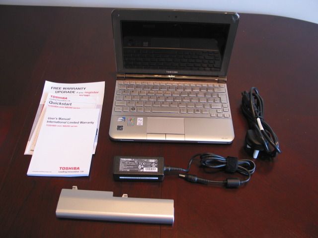 Toshiba NB200 Unboxed