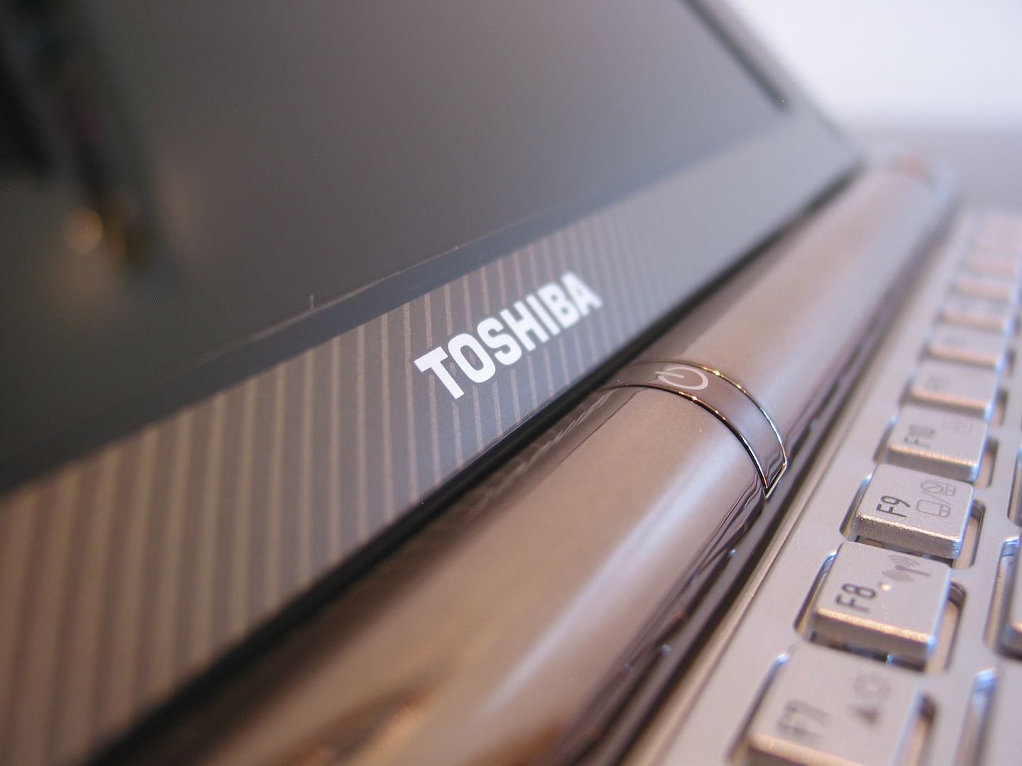 Toshiba NB200 Unboxed