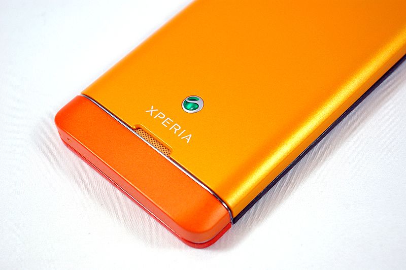 Xperia SX hands-on photos