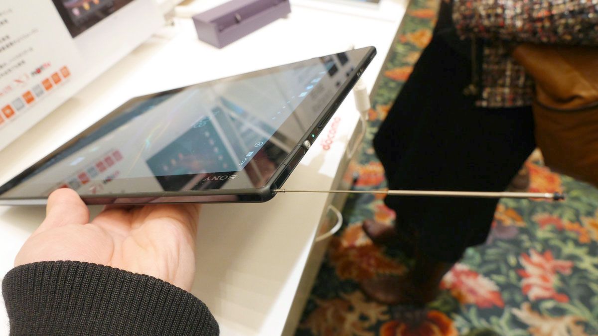 Xperia Tablet Z hands-on photos
