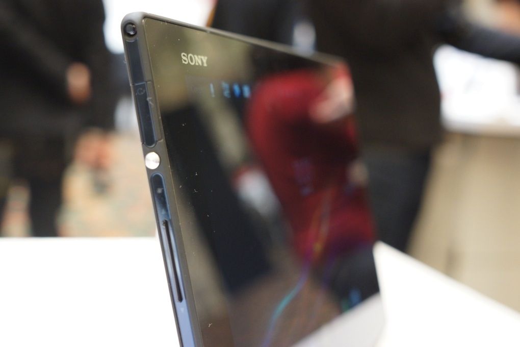 Xperia Tablet Z hands-on photos