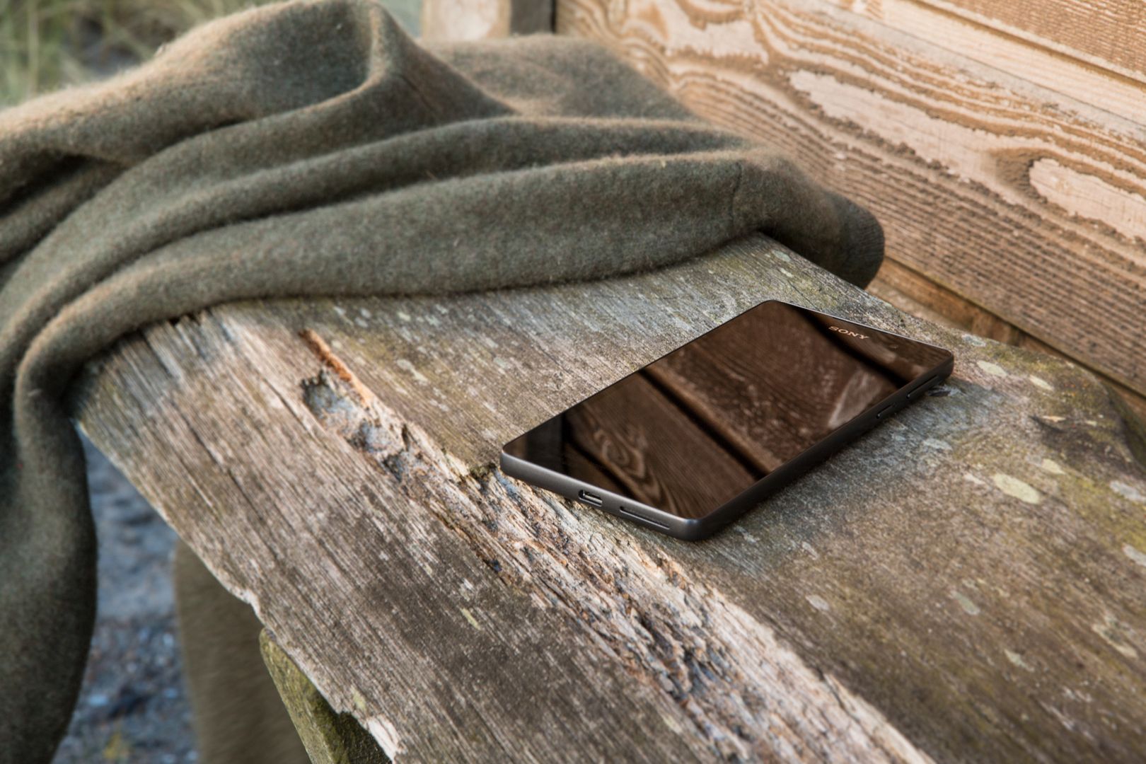 Sony Xperia E5