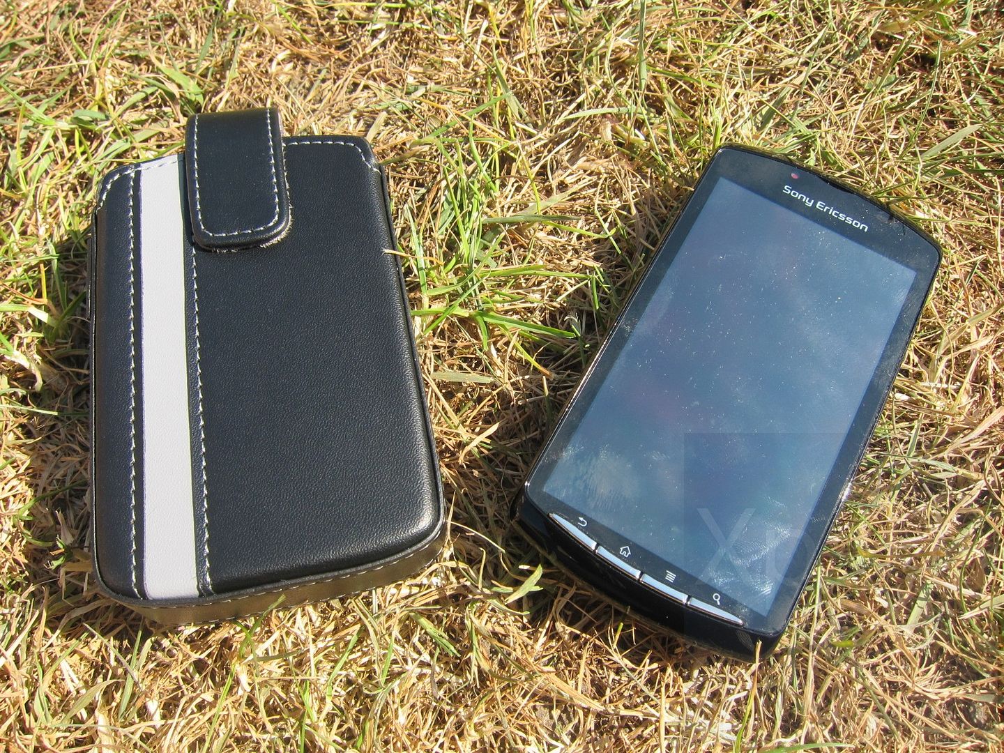 Xperia PLAY SMA 7110 Pouch Case Review
