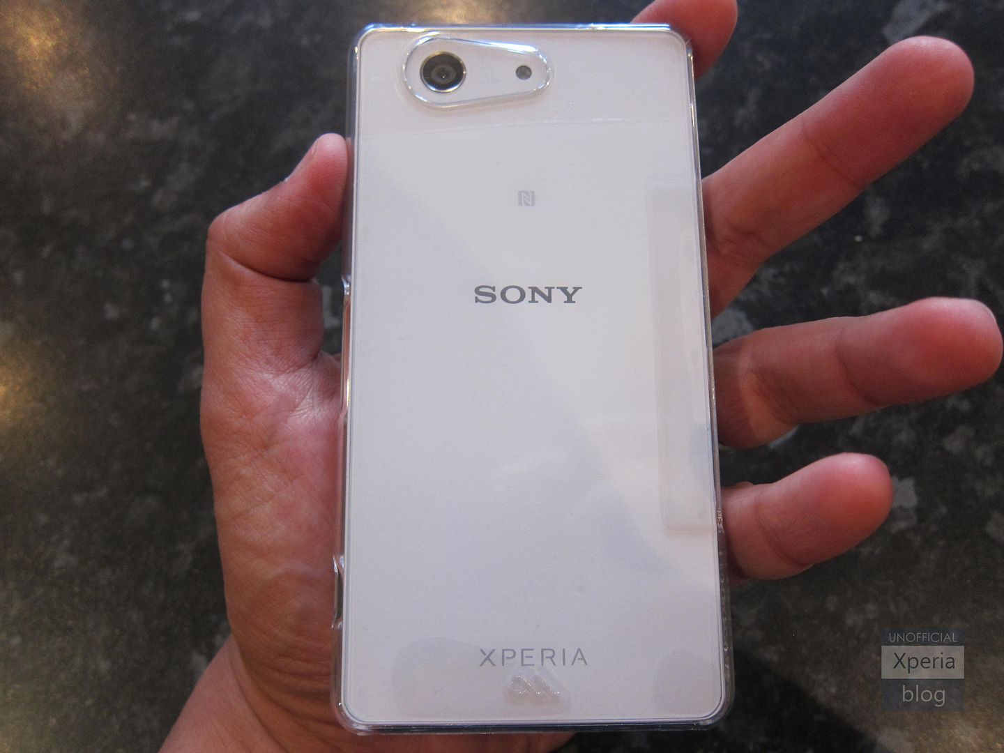Xperia Z3 Compact Case-Mate Barely There Review