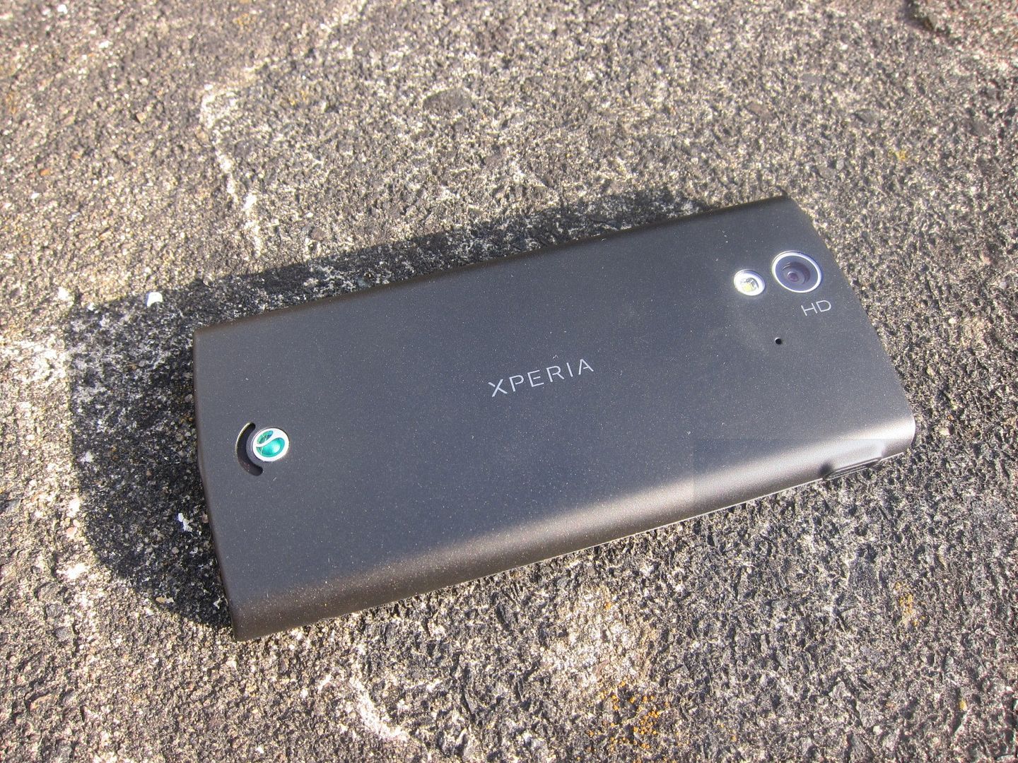 Xperia ray Review